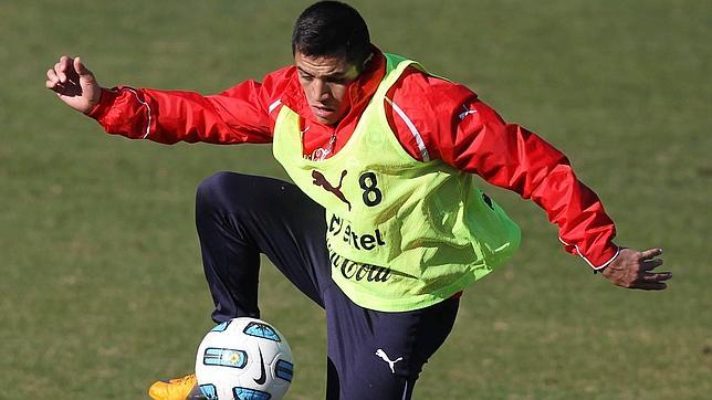 Gino Pozzo asegura que el acuerdo con el Barcelona por Alexis Sánchez «es total»