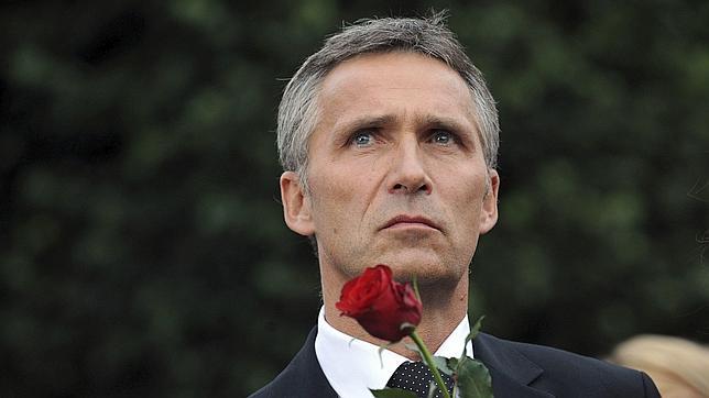 Stoltenberg afirma que analizarán la reacción de la policía a los atentados