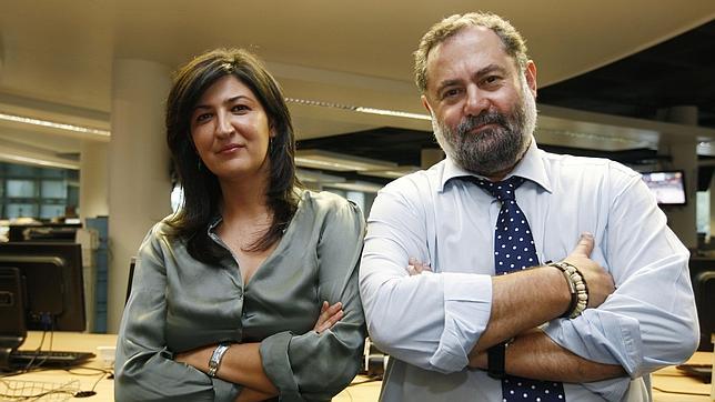 Los periodistas de ABC Pablo Muñoz y Cruz Morcillo, premio Rodolfo Walsh