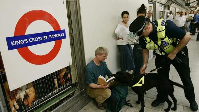 El metro de Londres vive un calor sofocante de 40 grados