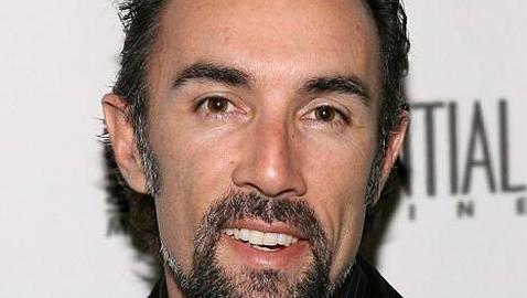Muere Francesco Quinn, hijo del actor Anthony Quinn de un ataque al corazón