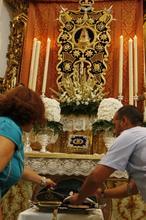 El arzobispo castrense asegura que la visita del Papa es «necesaria para cargar las pilas»