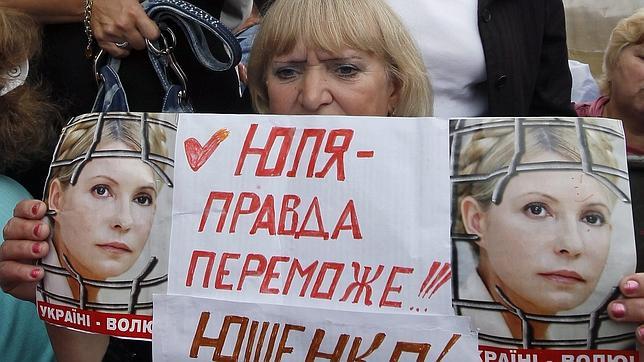 La prisión quiebra la salud de la «dama naranja»