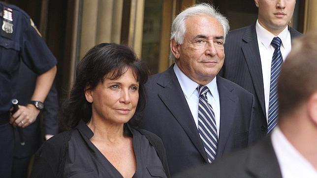 La mitad de los franceses rechaza que  Strauss-Kahn vuelva a la política