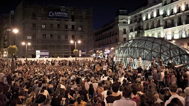 Los «indignados» se concentrarán junto al Congreso durante el Pleno