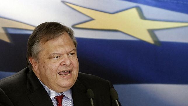 Grecia descarta, por ahora, nuevas medidas de austeridad