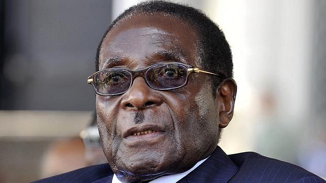Mugabe sufre un cáncer y podría morir antes de 2013, según Wikileaks