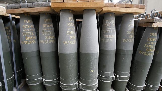 Mercadeo de armas entre empresas chinas y Gadafi en plena guerra libia