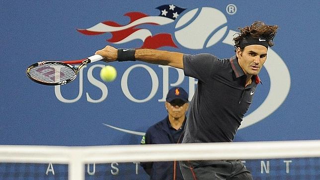 Federer brilla en la madrugada
