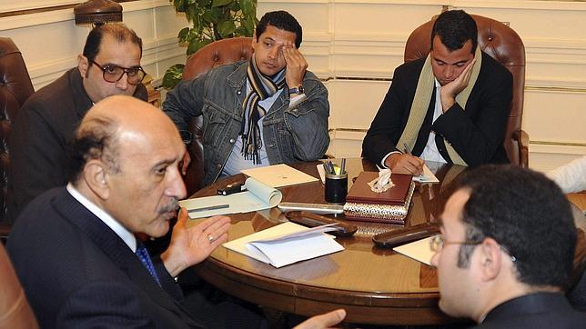 Suleimán declara que Mubarak no dio la orden de disparar contra los manifestantes