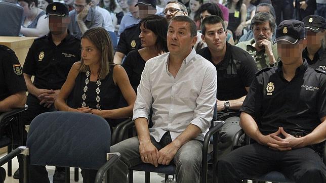 La Audiencia Nacional condena a Otegi y  a Usabiaga por pertenencia a ETA