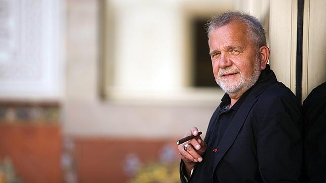 Safranski: «Angela Merkel es la maestra del colegio del euro»