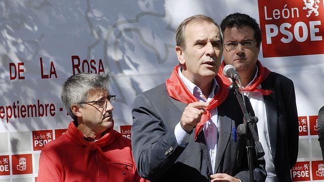 José Antonio Alonso dice que Zapatero es «el mejor presidente de la historia de la democracia»