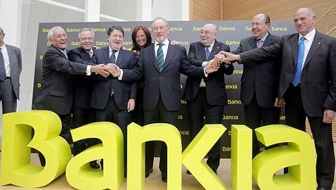 Bankia debuta en el Ibex dos meses y medio después de salir a Bolsa