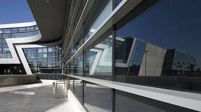 Un futurista instituto británico gana el premio Stirling de arquitectura