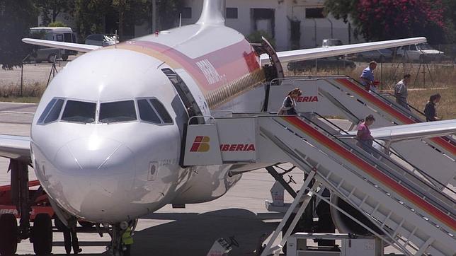 Europa ve legal que las aerolíneas estadounidenses paguen por sus emisiones