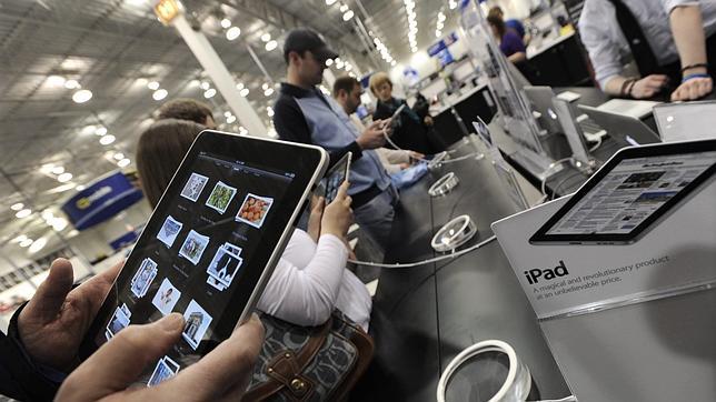 El 59% de los internautas consume prensa en papel y online