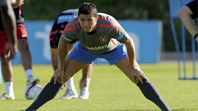 Cristiano llama «anormales» a quienes le gritan cánticos a favor de Messi