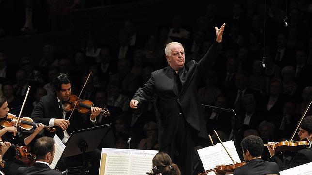 Daniel Barenboim, nombrado director musical de la Scala de Milán