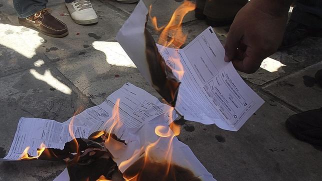 Grecia rastrea a 15.000 contribuyentes por evadir 37.000 millones de euros