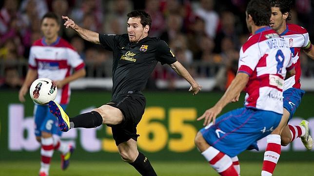 Xavi arregla a un espeso Barça
