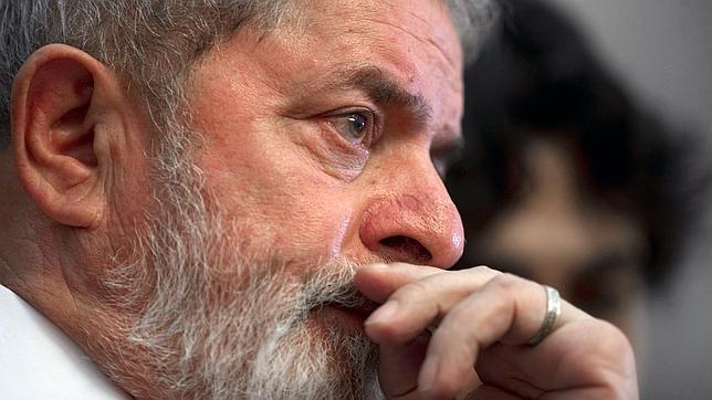 El expresidente Lula ha sido dado de alta y comenzará el lunes el tratamiento