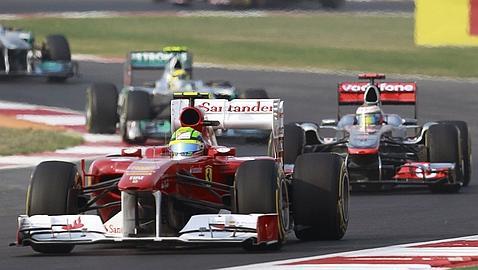 Hamilton y Massa asustan a Mister Bean