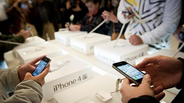 Apple intenta solucionar el problema de la batería del iPhone 4S