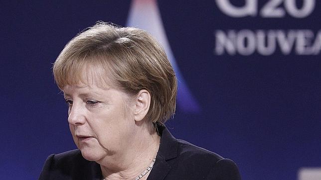 Merkel pronostica que Europa necesitará diez años para superar la crisis
