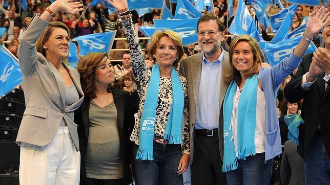 Sáenz de Santamaría culpa al PSOE de mantener a Blanco pese al «caso Campeón»