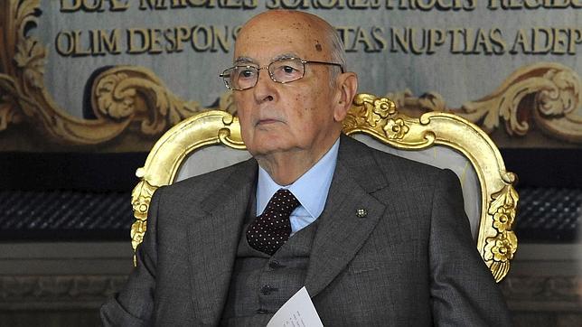 Napolitano afirma que no hay dudas sobre el anuncio de dimisión de Berlusconi