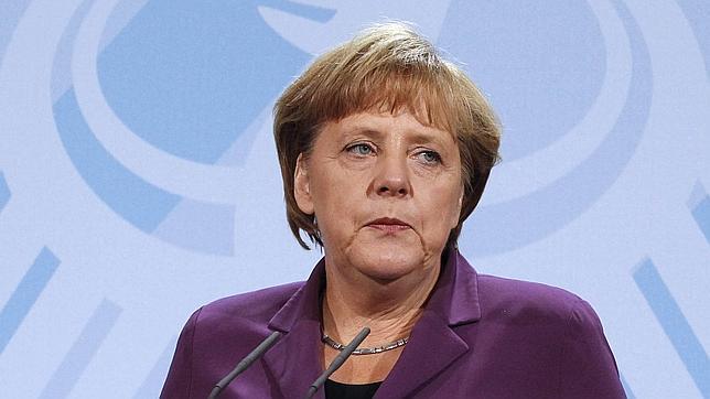 Merkel aboga por un tercer mandato como canciller en 2013