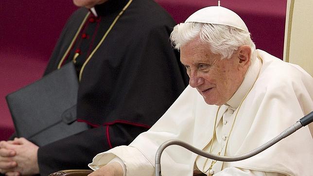 El Papa pide que toda la sociedad cumpla las normas contra la pederastia