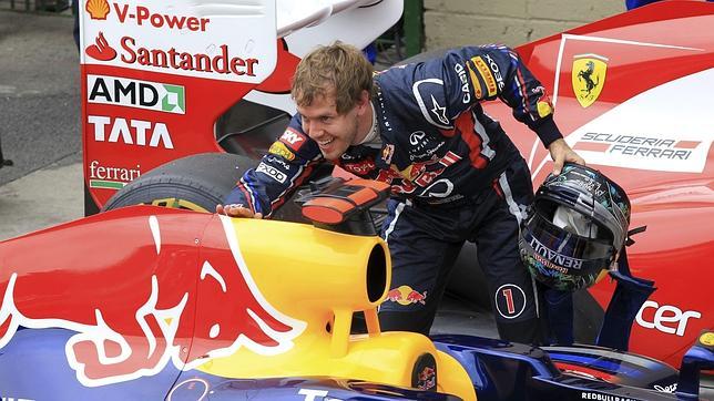 Vettel acaba como empezó