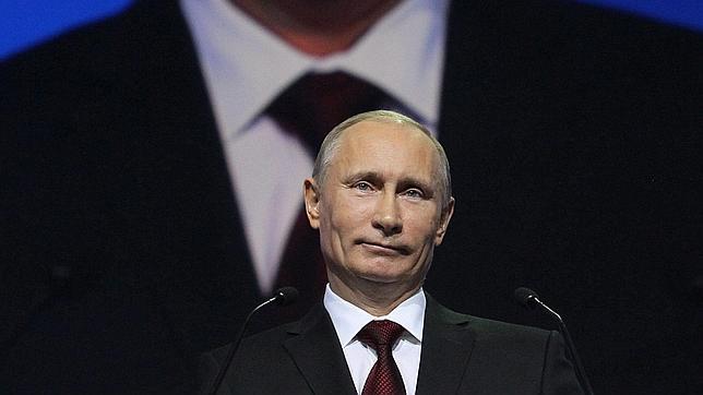 Putin entra otra vez en la carrera hacia el Kremlin