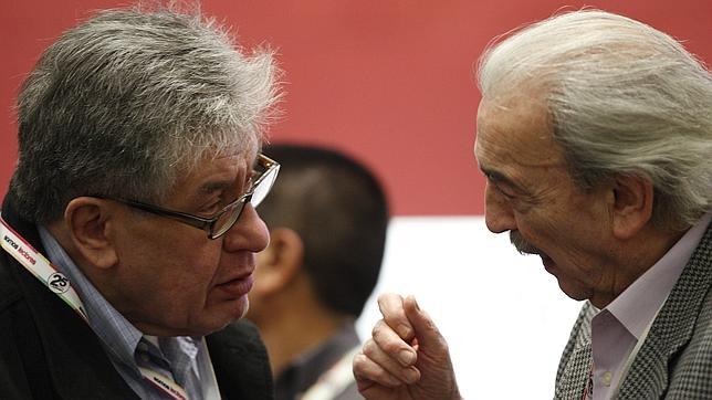 Pacheco: «Parra ha marcado un antes y un después en la poesía de vanguardia»