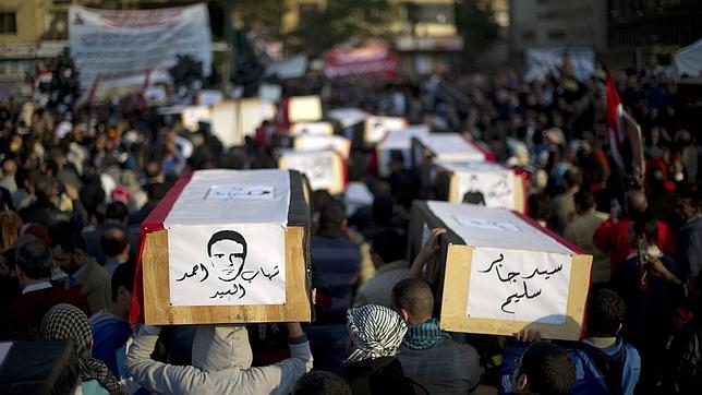 Tahrir pide «justicia para los mártires» mientras espera los primeros resultados electorales
