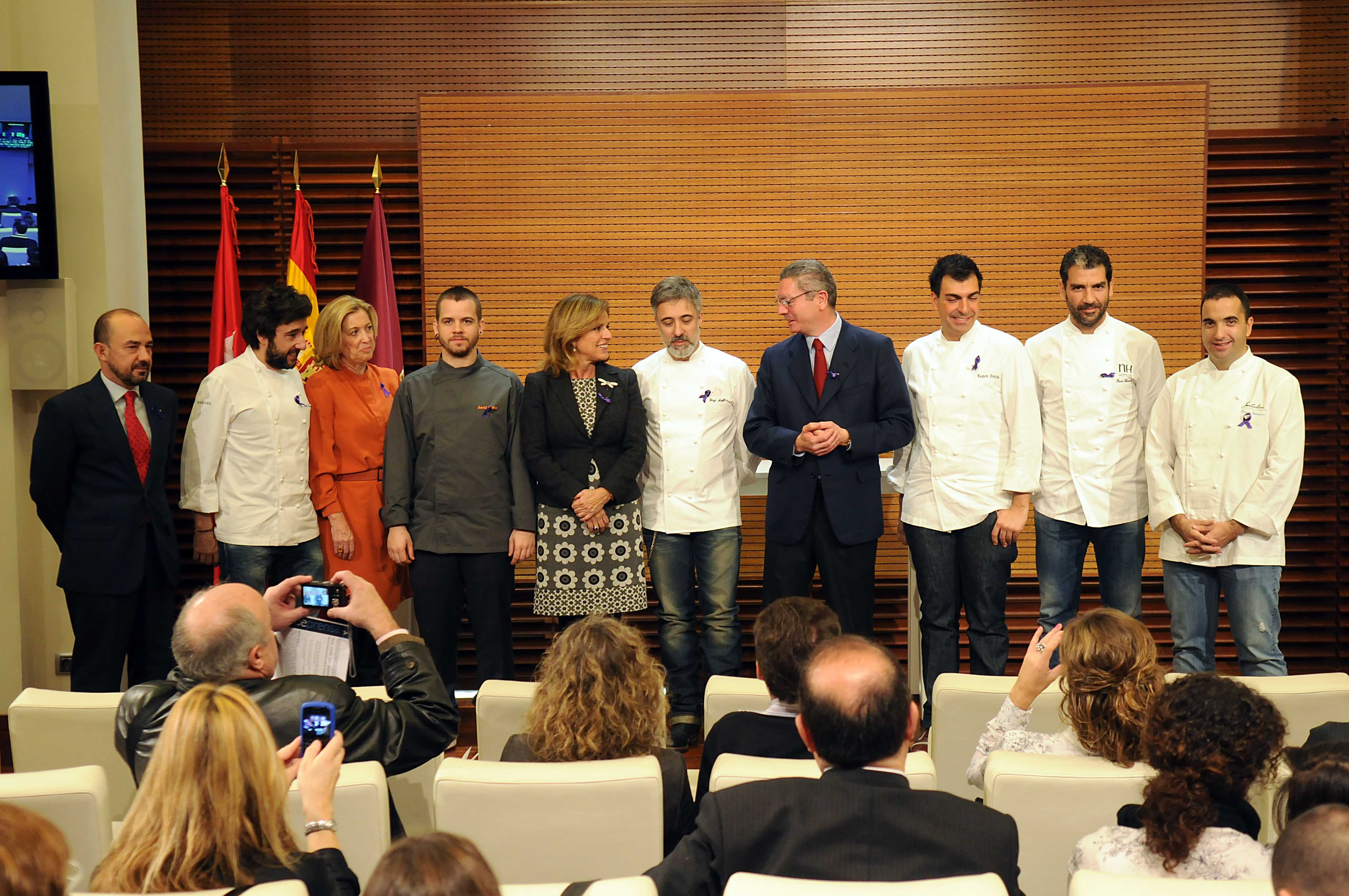 Menú navideño de doce estrellas Michelín contra el maltrato