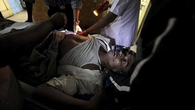 Más de un centenar de muertos en la India por consumir alcohol adulterado