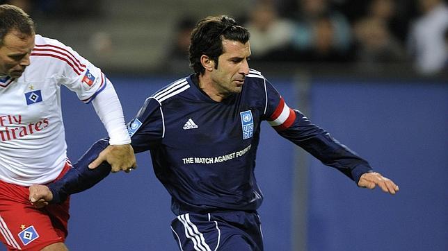 Figo: «Fui al Madrid por prestigio»