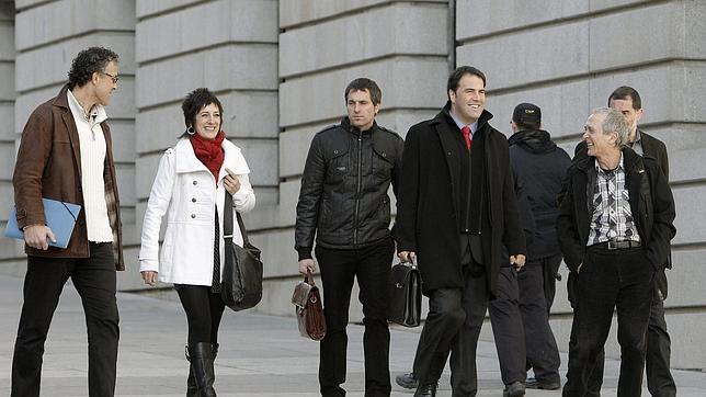 El séptimo diputado de Amaiur toma posesión de su escaño por Navarra