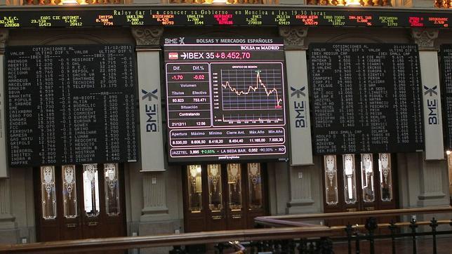 El Ibex no reacciona en positivo a la subasta de liquidez del BCE
