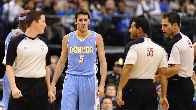 Rudy y los Nuggets sorprenden a los campeones