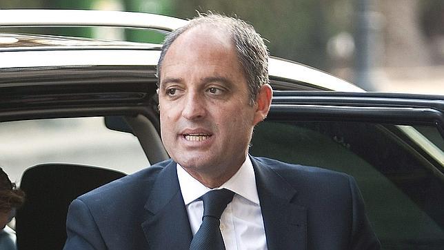 Un escolta de Camps asegura que le prestó 200 euros para pagar en Forever Young