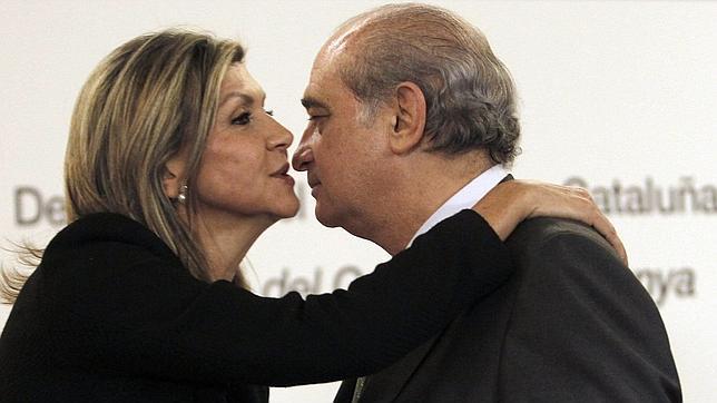 Jorge Fernández cifra en el 8,2% la desviación del déficit y prevé un recorte de 38.000 millones