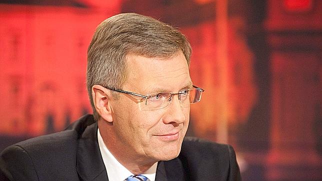 El presidente alemán admite su «grave error» pero no dimitirá