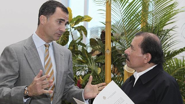 El Príncipe se reúne en Managua con el Gobierno y la oposición