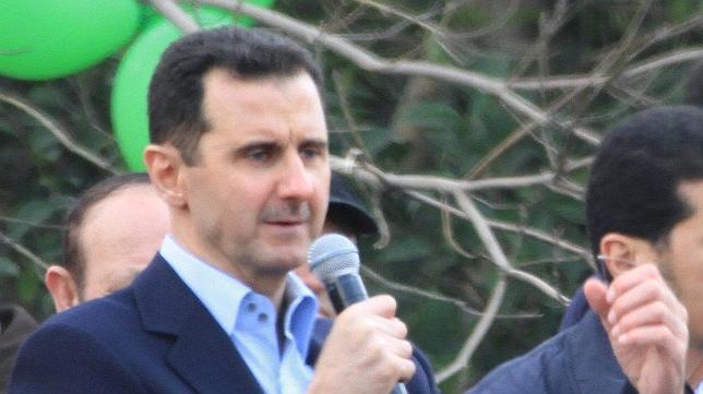 Al-Assad se dirige por sorpresa a sus partidarios en una manifestación progubernamental