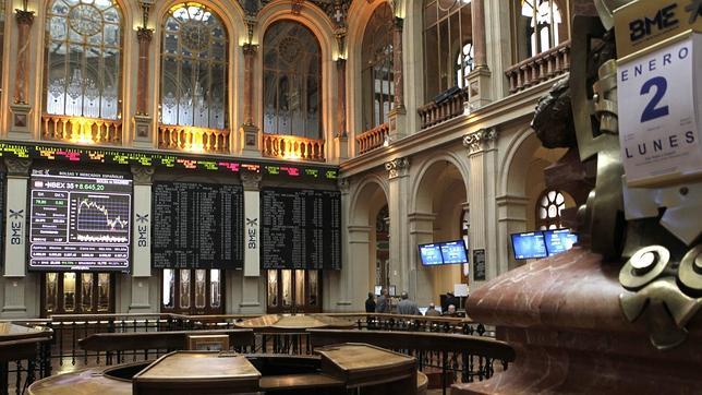 La prima de riesgo alcanza los 354 puntos básicos tras la rebaja de Standard &amp; Poor's