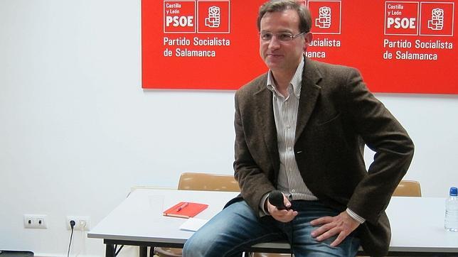 Antonio Quero promete «credibilidad» y «futuro» frente a Rubalcaba y Chacón